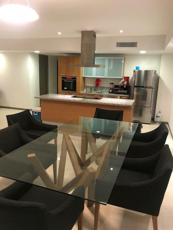 דירות מזטלן Torre Peninsula מראה חיצוני תמונה